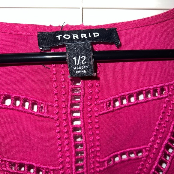 Torrid Magenta Open Front Kimono Wrap - Picture 4 of 7